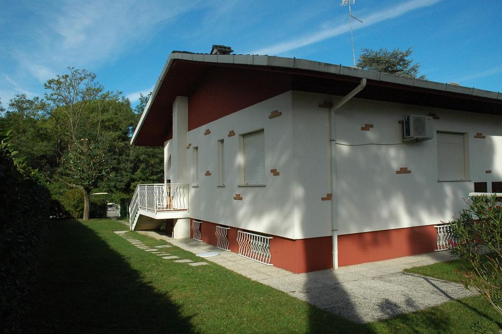 Villa Clara Lignano Sabbiadoro Exterior foto